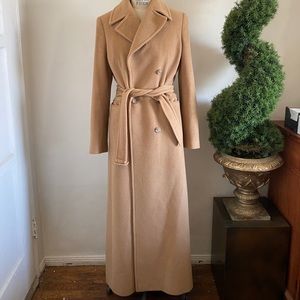 #winterchic 100% Camel Hair Long Coat